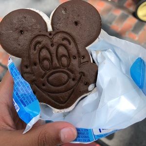 Meet your Posher, Damian